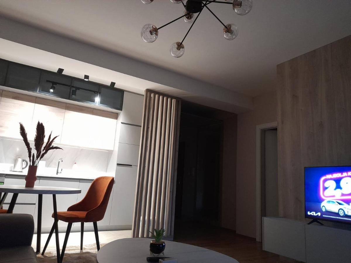 Centar Two Apartment Skopje Exterior foto