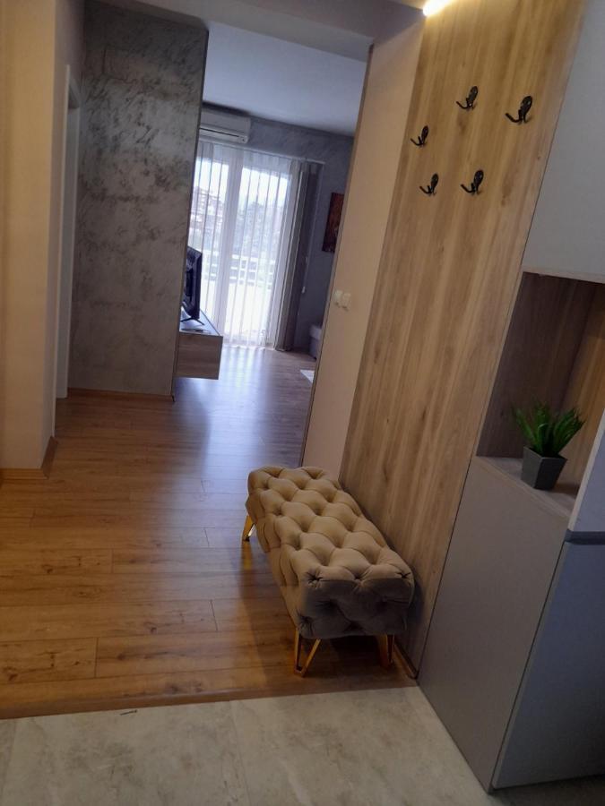 Centar Two Apartment Skopje Exterior foto