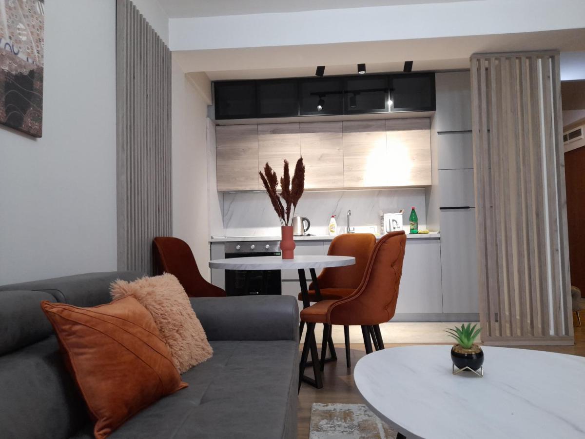 Centar Two Apartment Skopje Exterior foto